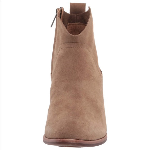 UGG Women's Kingsburg Ankle Boot - Picture 3 of 8